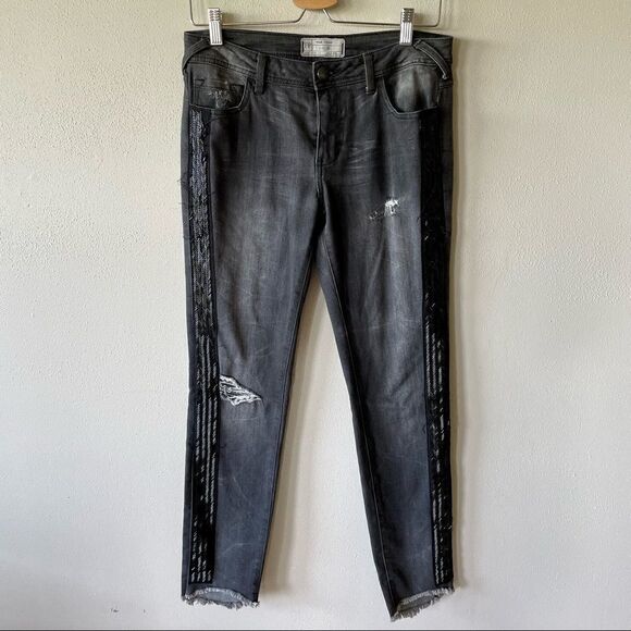 Free People Black/Gray Distressed Black Beaded Ankle Jeans - Picture 9 of 10